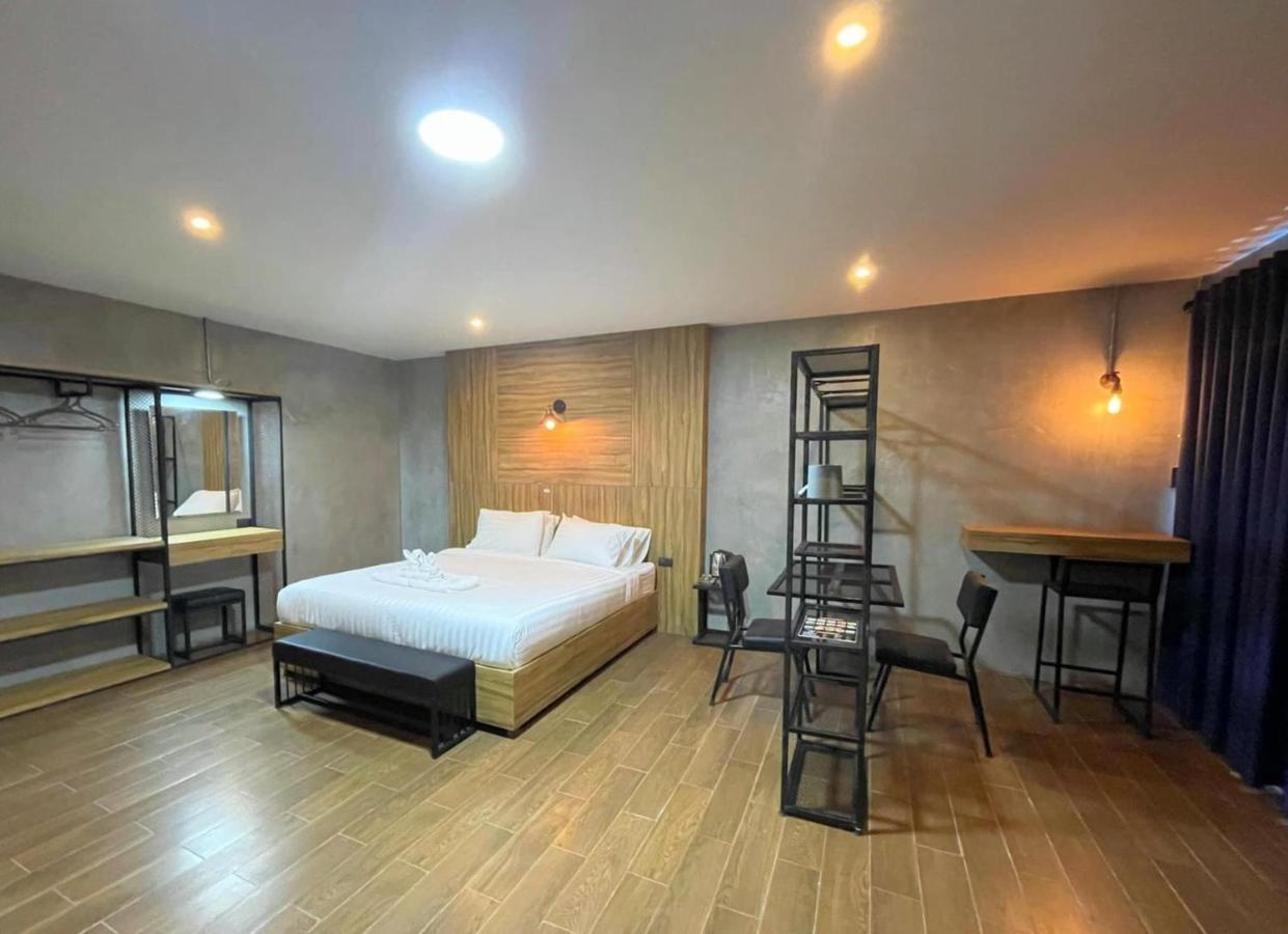 Rabbit Hotel Phimai Exterior foto